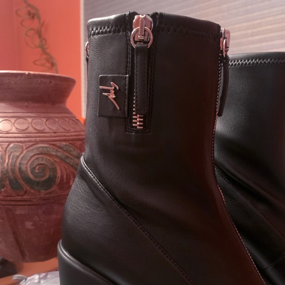 🔥giuseppe zanotti BNIB heeled platform boots 37.5 - Picture 3 of 16